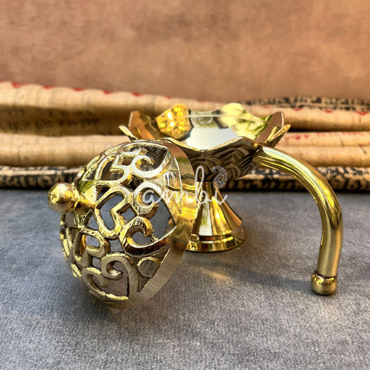 AUM Regal Bloom Vintage Style Pure Brass Dhoop Dani / Dhuni with Handle
