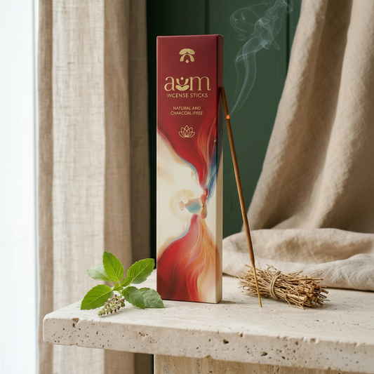 AUM Tulsi & Vetiver Incense Sticks : A fresh, grounding incense for clarity and focus